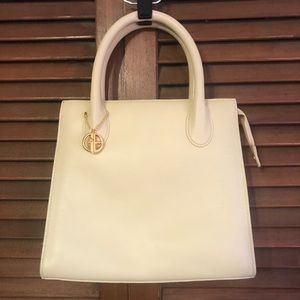 Vintage Giani Bernini Handbag. Cream Colored Leather.